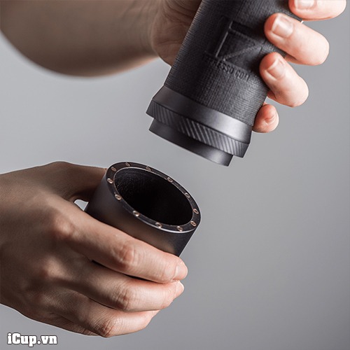 1Zpresso K-max vẫn sử dụng hộc đựng nam châm