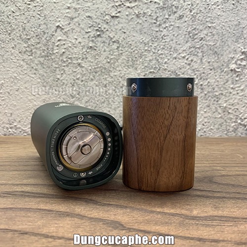 Hộc chứa bột G1 Plus được ốp gỗ óc chó