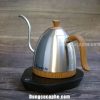 Hình ảnh ấm đun và rót cà phê Brewista Artisan có cài đặt nhiệt độ được chụp tại của hàng
