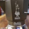 Thông tin ấm Brikka Induction và logo Bialetti