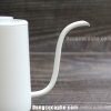 Vòi rót của Timemore Fish Pure Kettle với độ vát sâu 90 độ Vòi rót của Timemore Fish Pure Kettle với độ vát sâu 90 độ