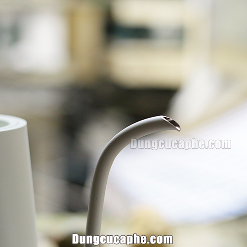 Vòi rót được cấp bằng sáng chế với độ vát sâu điều tiết dòng chảy dễ dàng của Timemore