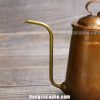 Vòi rót ấm rót đồng có độ vát tốt mang lại giúp điều chỉnh dòng chảy chính xác